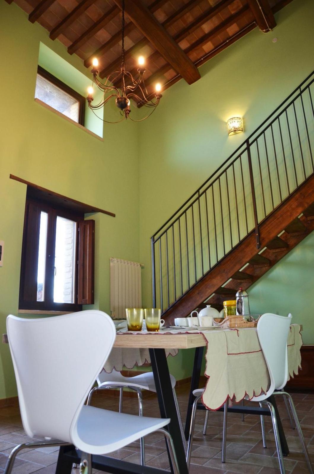 Agriturismo Sant'Angelo Holiday Farm Gualdo Cattaneo 外观 照片