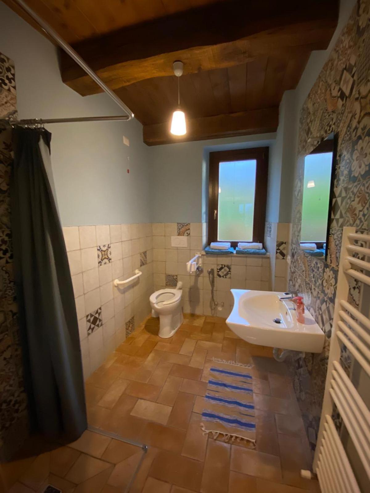 Agriturismo Sant'Angelo Holiday Farm Gualdo Cattaneo 外观 照片