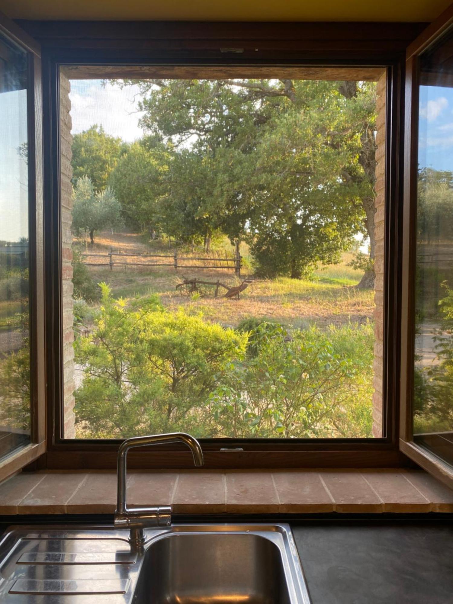 Agriturismo Sant'Angelo Holiday Farm Gualdo Cattaneo 外观 照片
